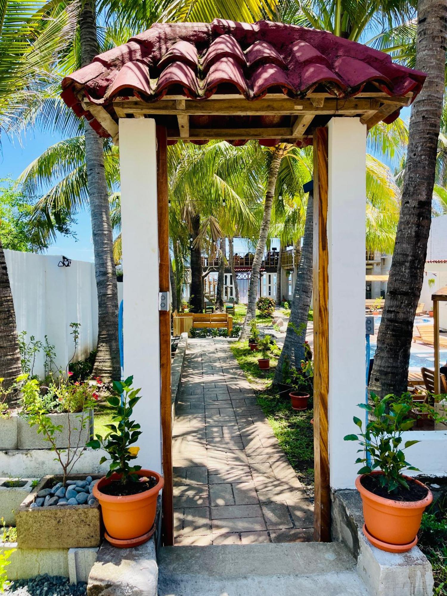 The Beach Break Hotel El Cocal Playa San Blas المظهر الخارجي الصورة